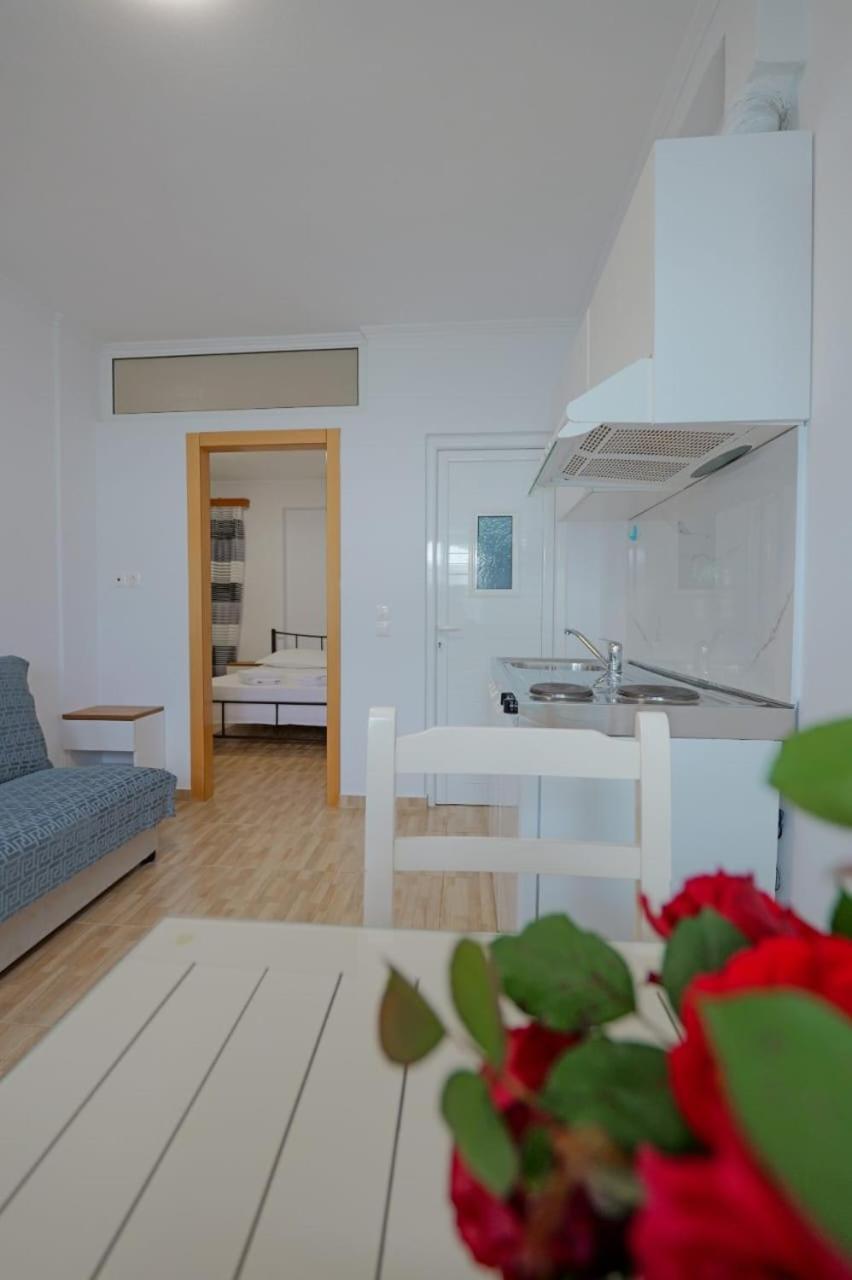 Eduard Lagji Apartament Lukovë المظهر الخارجي الصورة